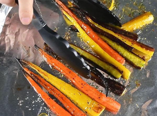 Pistachio Crusted Salmon with Creamy Dill Sauce & Roasted Carrots - Step 2